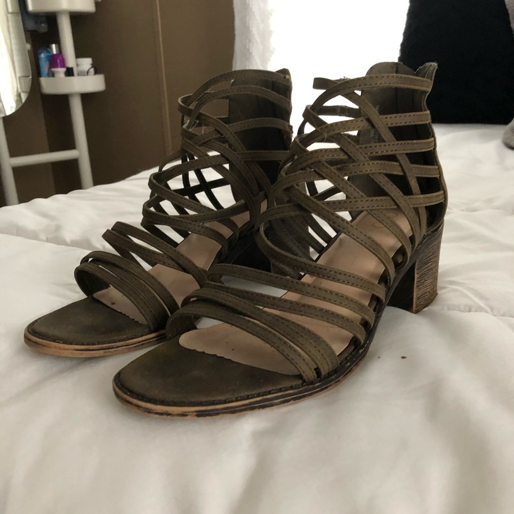 Olive green pumps